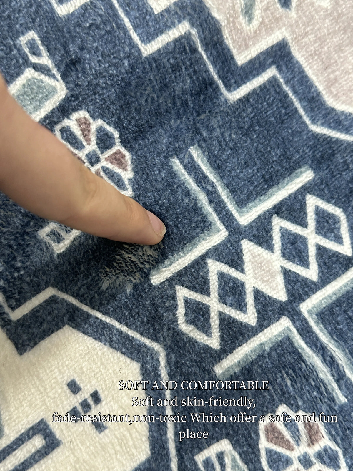 VIKAMA Modern Geometric Line Rug